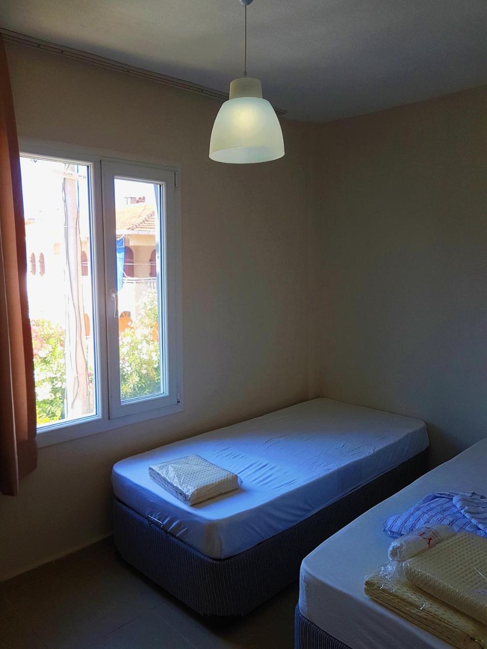 Ata Apart Hotels Ürkmez Extérieur photo
