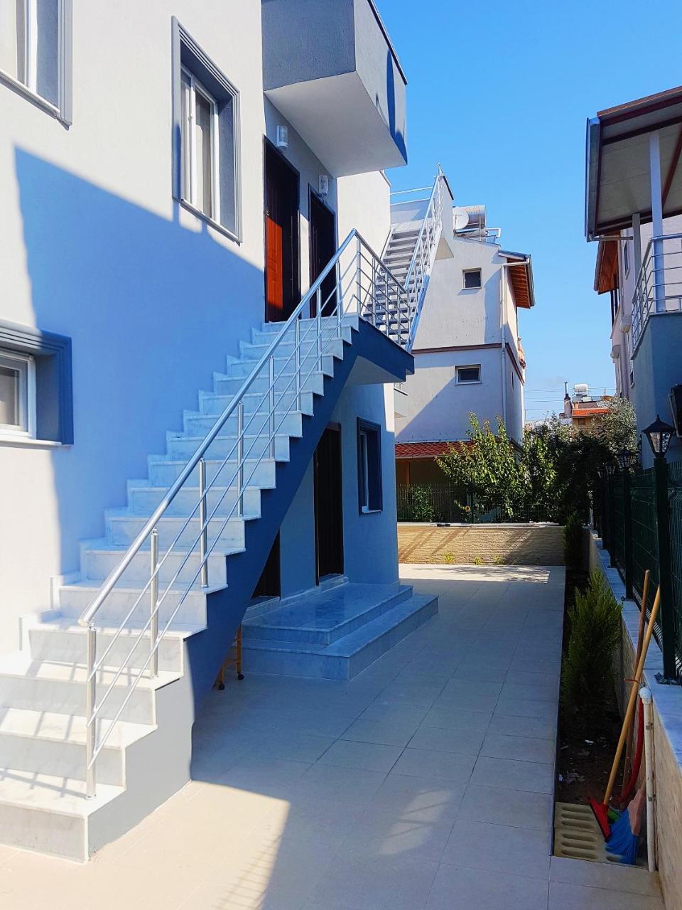 Ata Apart Hotels Ürkmez Extérieur photo